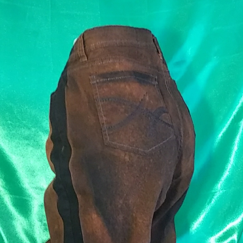 L.e.i. two tone faded jeans. Junior 17.